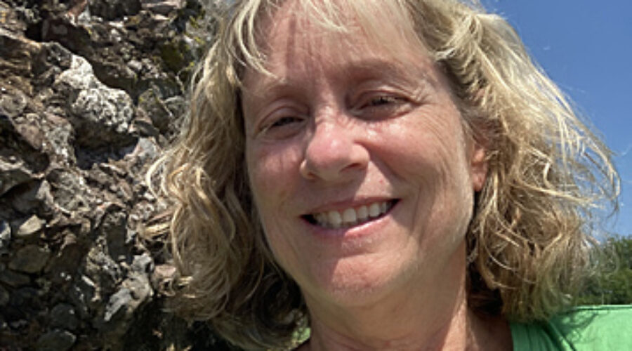 Lisa Klug in front of Leesburg Conglomerate